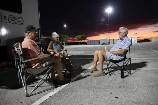 HURRICANE IAN EVACUEES WELCOMED BY FLORIDA CASINO